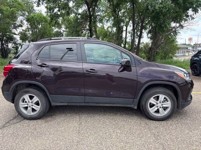 2022 Black Cherry Metallic Chevrolet Trax LT AWD SUV