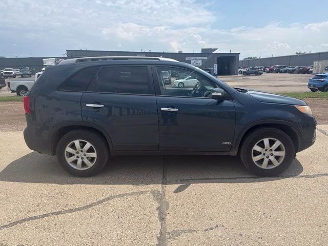 2011 Pacific Blue Kia Sorento LX AWD SUV