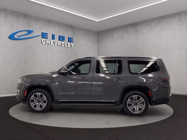 2022 Baltic Gray Metallic Clearcoat Jeep Wagoneer Series III 4X4 SUV