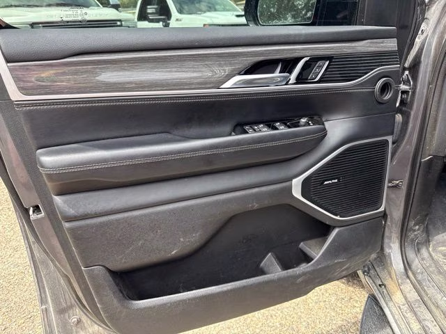 2022 Baltic Gray Metallic Clearcoat Jeep Wagoneer Series III 4X4 SUV