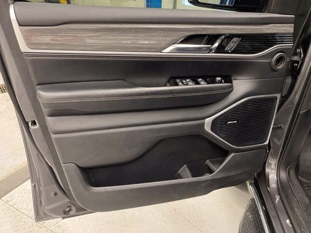 2022 Baltic Gray Metallic Clearcoat Jeep Wagoneer Series III 4X4 SUV