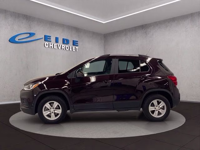 2022 Black Cherry Metallic Chevrolet Trax LT AWD SUV