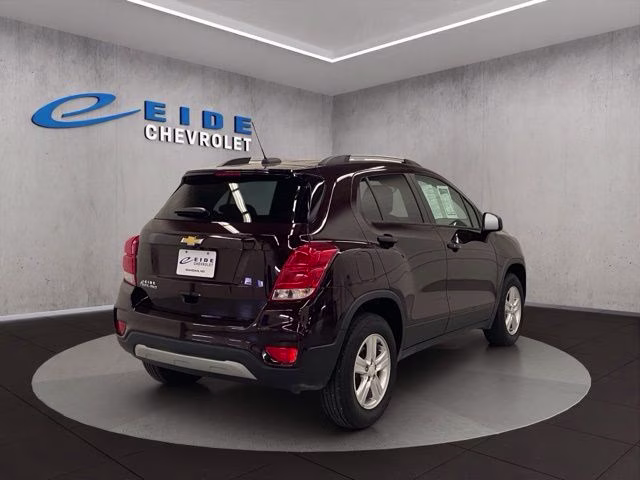 2022 Black Cherry Metallic Chevrolet Trax LT AWD SUV