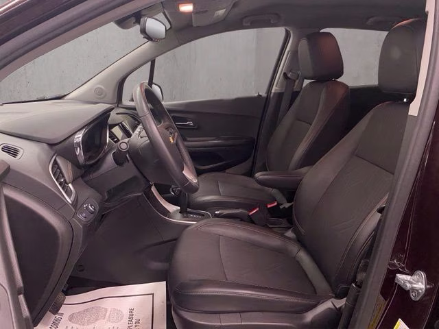 2022 Black Cherry Metallic Chevrolet Trax LT AWD SUV