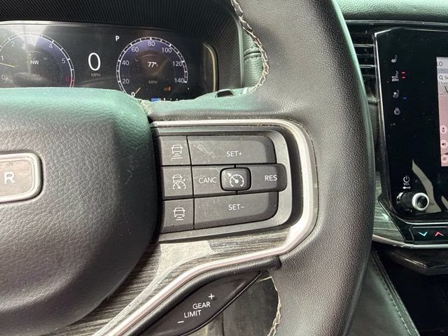 2022 Baltic Gray Metallic Clearcoat Jeep Wagoneer Series III 4X4 SUV