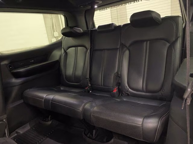 2022 Baltic Gray Metallic Clearcoat Jeep Wagoneer Series III 4X4 SUV