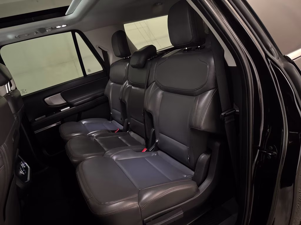 2025 Black Metallic Ford Expedition Max Active RWD SUV