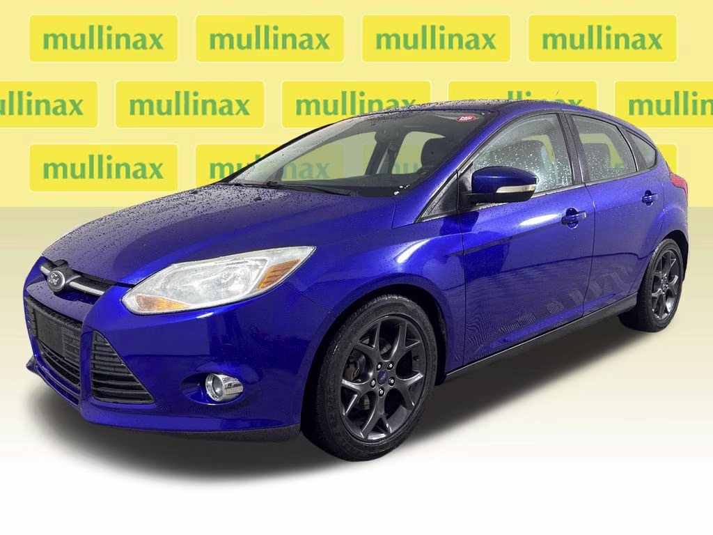 2014 Performance Blue Metallic Ford Focus SE FWD Hatchback