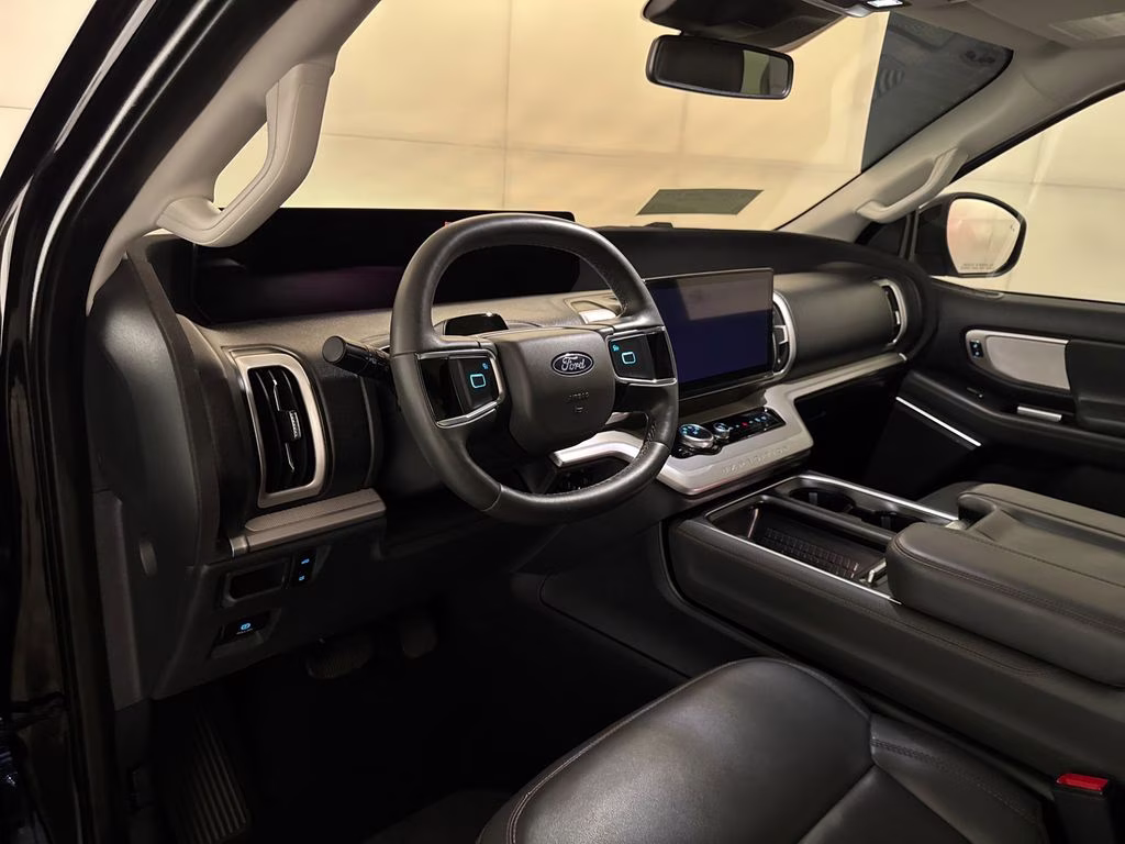 2025 Black Metallic Ford Expedition Max Active RWD SUV
