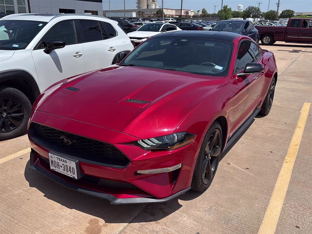 2022 Rapid Red Metallic Tinted Clearcoat Ford Mustang EcoBoost RWD Fastback