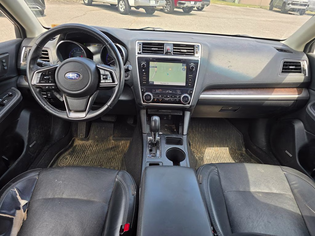 2018 Ice Silver Metallic Subaru Outback 2.5i AWD SUV