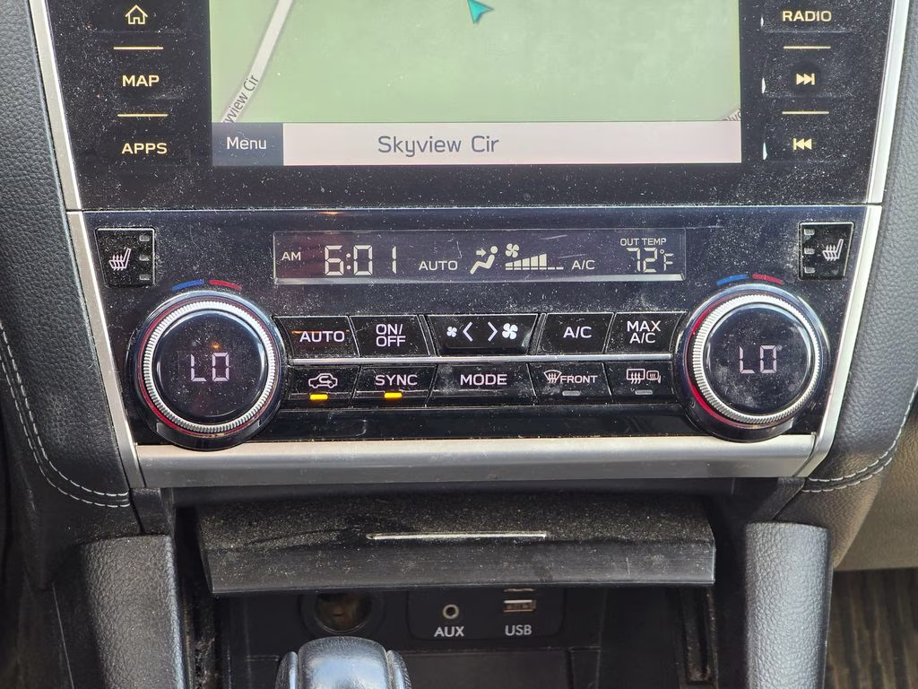 2018 Ice Silver Metallic Subaru Outback 2.5i AWD SUV