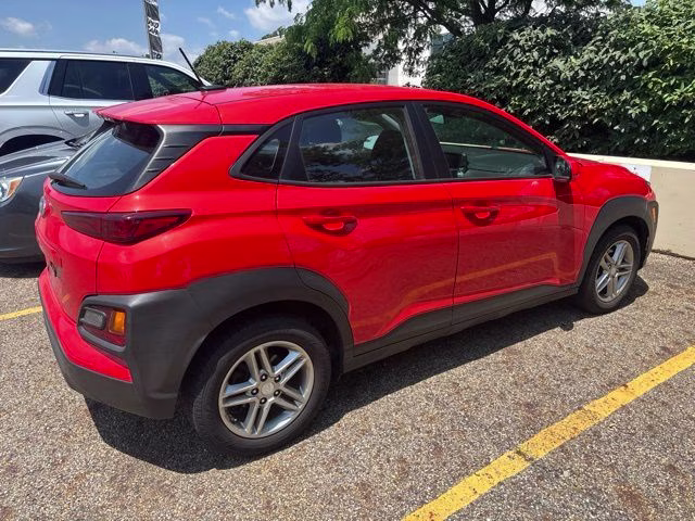 2020 Burnt Orange Hyundai Kona SE FWD SUV