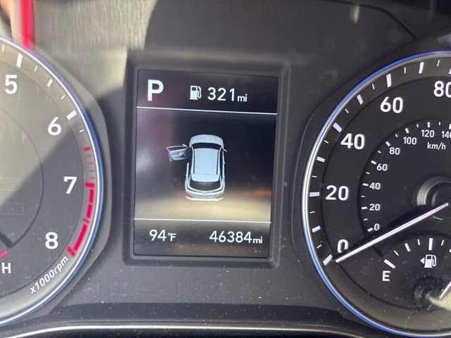 2020 Burnt Orange Hyundai Kona SE FWD SUV