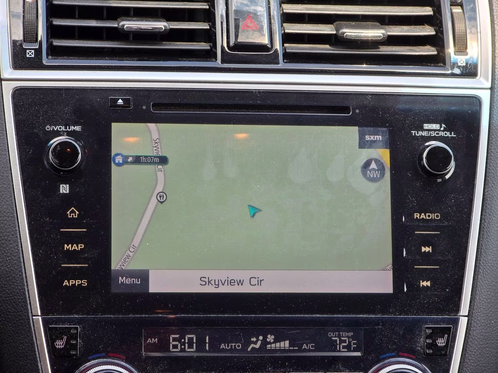 2018 Ice Silver Metallic Subaru Outback 2.5i AWD SUV