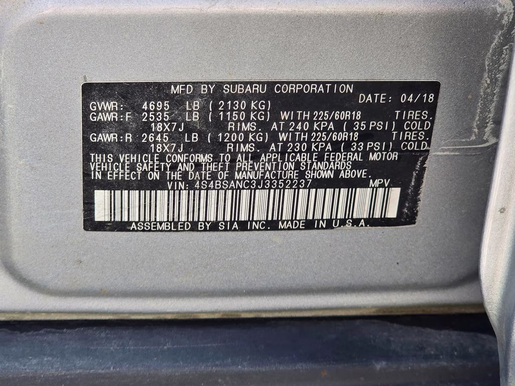 2018 Ice Silver Metallic Subaru Outback 2.5i AWD SUV