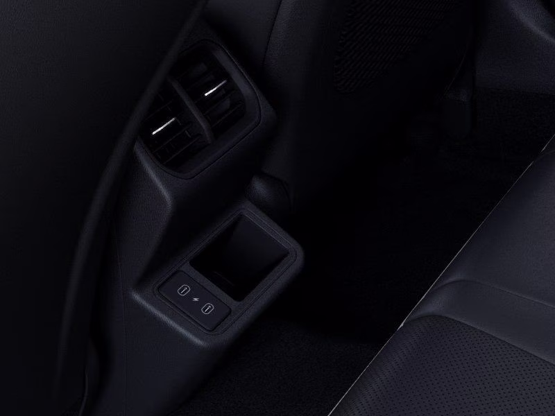 2026 Snow White Pearl Kia K4 GT-Line Turbo FWD Sedan