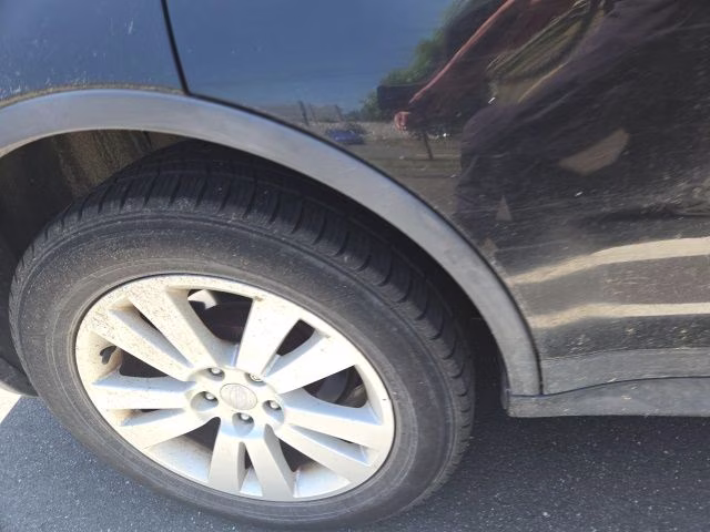 2013 Crystal Black Silica Subaru Tribeca Limited AWD SUV