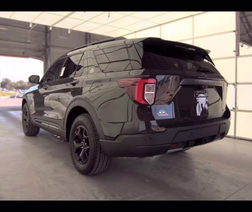 2023 Forged Green Metallic Ford Explorer Timberline 4X4 SUV