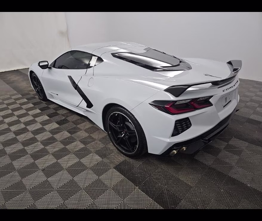 2023 Ceramic Matrix Gray Metallic Chevrolet Corvette 1LT RWD Coupe