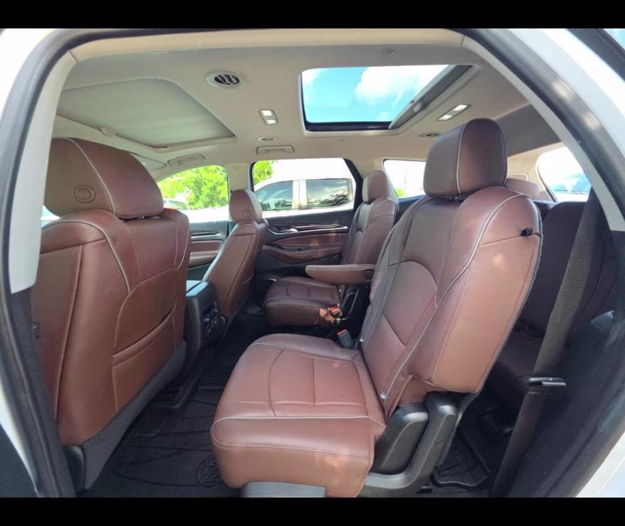 2021 White Frost Tricoat Buick Enclave Avenir AWD SUV