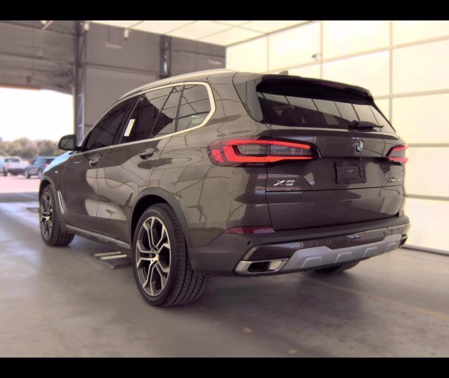 2021 Manhattan Green Metallic BMW X5 sDrive40i RWD Sports Activity Vehicle