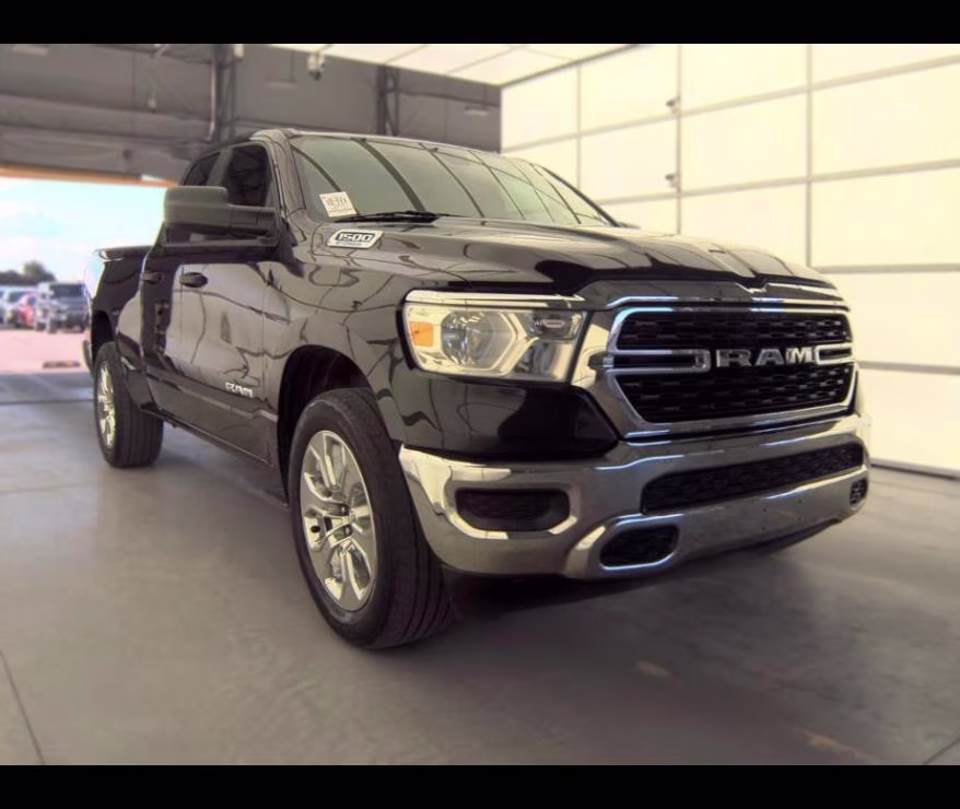 2023 Diamond Black Crystal Pearlcoat Ram 1500 Lone Star 4X4 Truck
