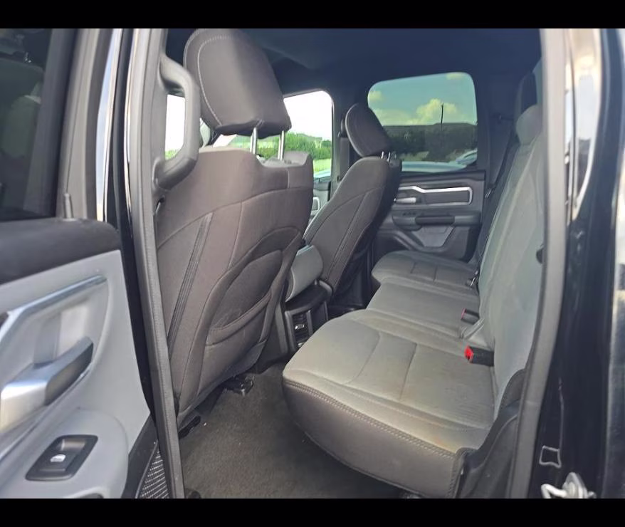 2023 Diamond Black Crystal Pearlcoat Ram 1500 Lone Star 4X4 Truck