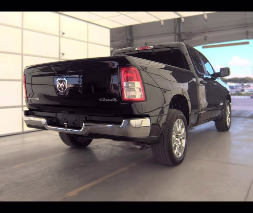 2023 Diamond Black Crystal Pearlcoat Ram 1500 Lone Star 4X4 Truck