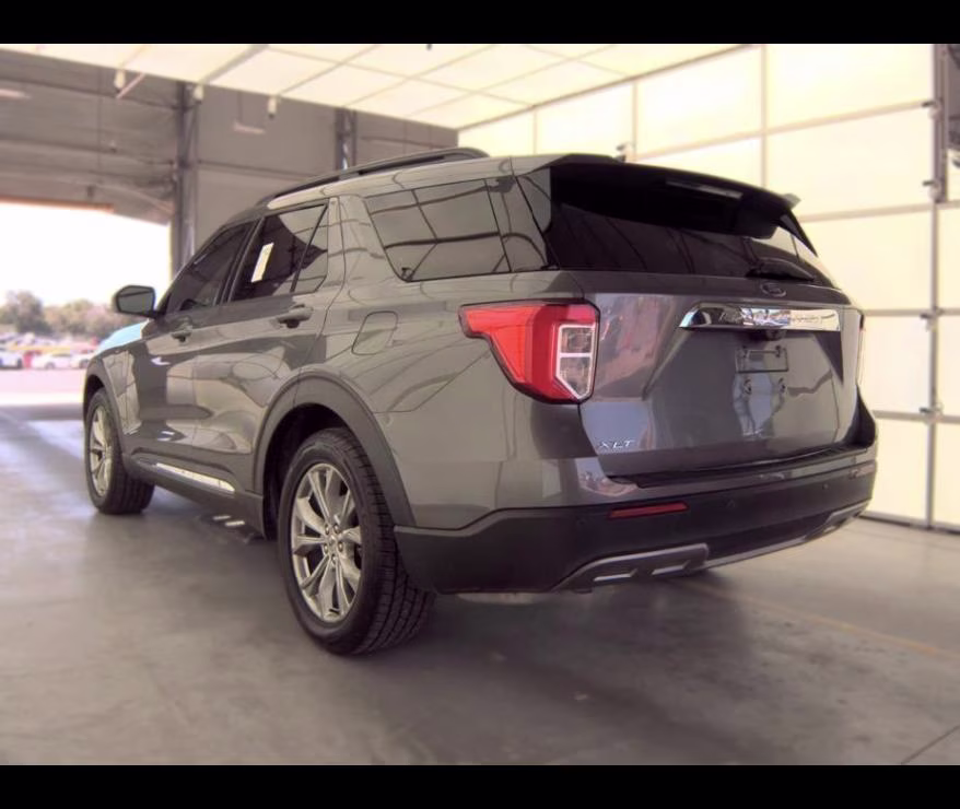 2021 Carbonized Gray Metallic Ford Explorer XLT RWD SUV