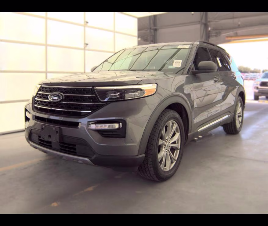 2021 Carbonized Gray Metallic Ford Explorer XLT RWD SUV