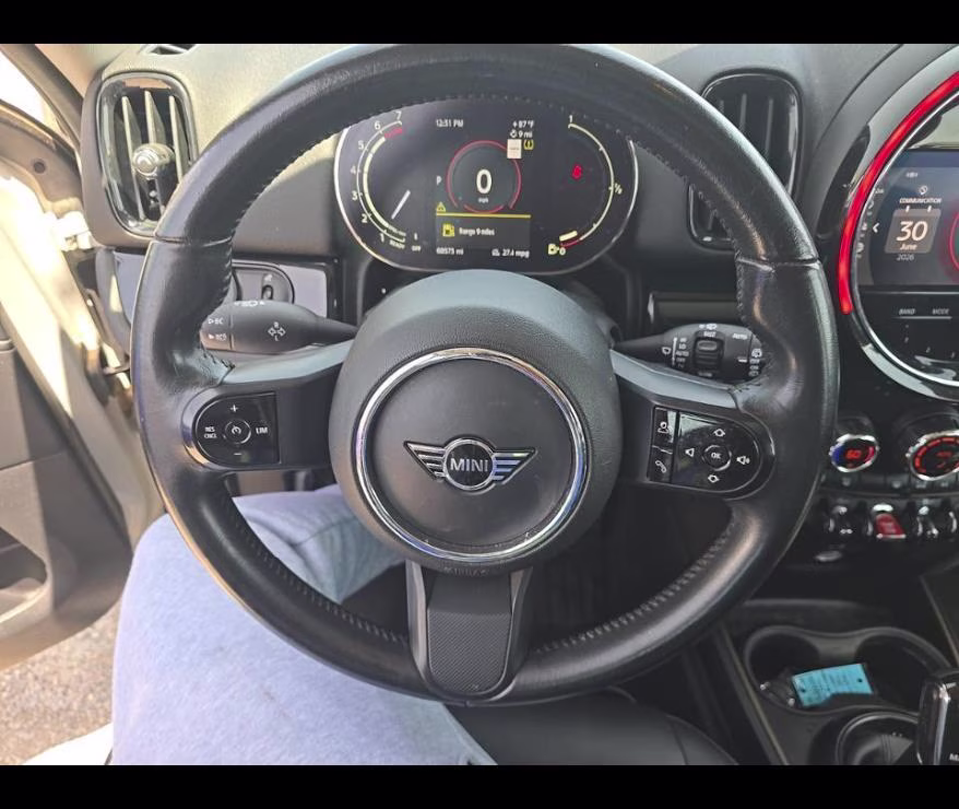 2022 White Silver Metallic MINI Countryman Cooper FWD SUV