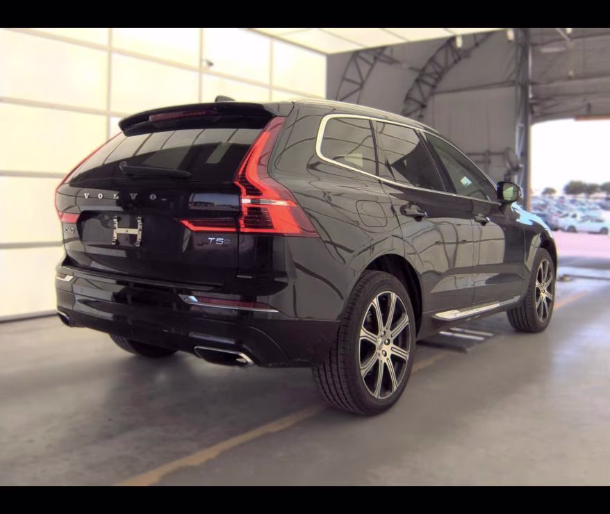 2021 Onyx Black Metallic Volvo XC60 Inscription AWD SUV