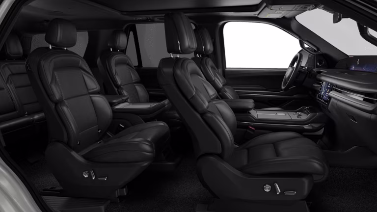 2027 Pristine White Metallic Tri-Coat Lincoln Navigator Reserve 4X4 SUV