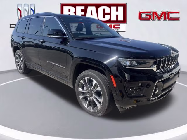 2023 Diamond Black Crystal Pearlcoat Jeep Grand Cherokee L Overland 4X4 SUV