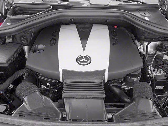 2012 Iridium Silver Metallic Mercedes-Benz M-Class ML 350 AWD SUV