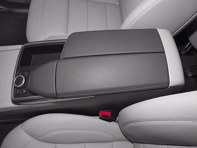 2012 Iridium Silver Metallic Mercedes-Benz M-Class ML 350 AWD SUV