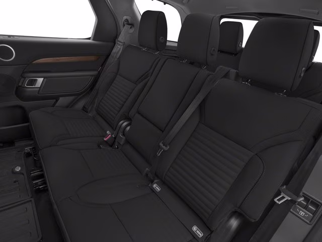 2018 Fuji White Land Rover Discovery SE 4X4 SUV
