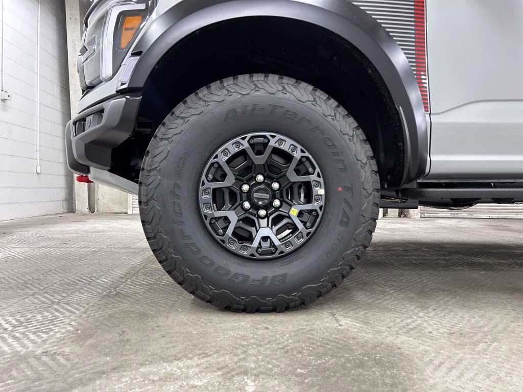 2026 AVALANCHE Ford F-150 Raptor R 4X4 Truck