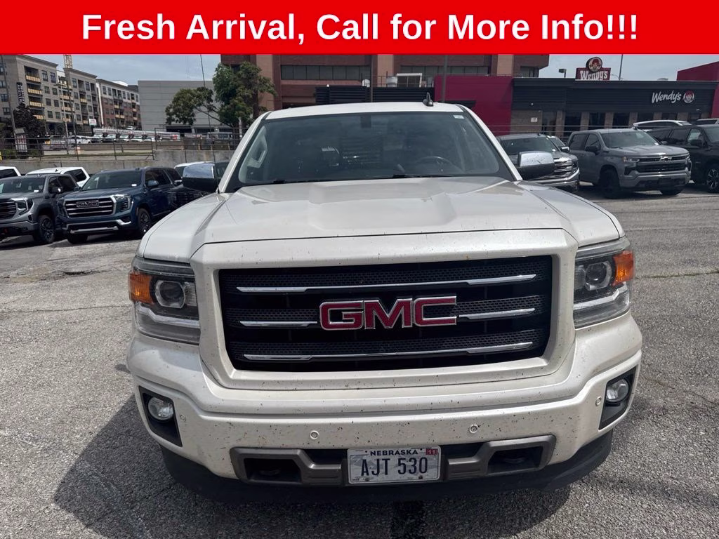 2015 White Diamond Clearcoat GMC Sierra 1500 SLT 4X4 Truck