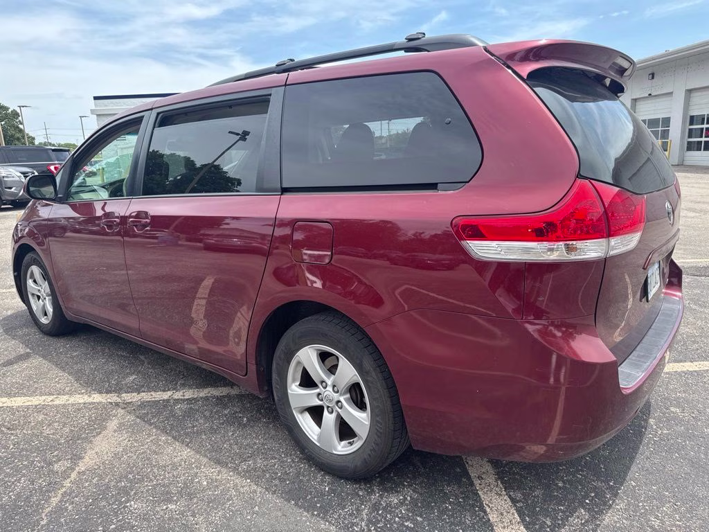 2013 Salsa Red Pearl Toyota Sienna LE FWD Van
