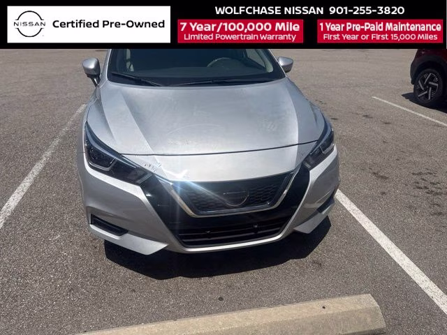 2022 Brilliant Silver Metallic Nissan Versa 1.6 SV FWD Sedan