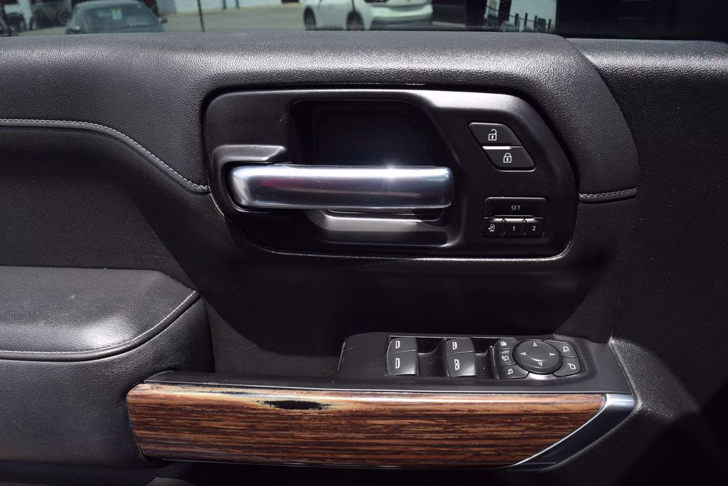 2020 Black Chevrolet Silverado 2500HD High Country 4X4 Truck
