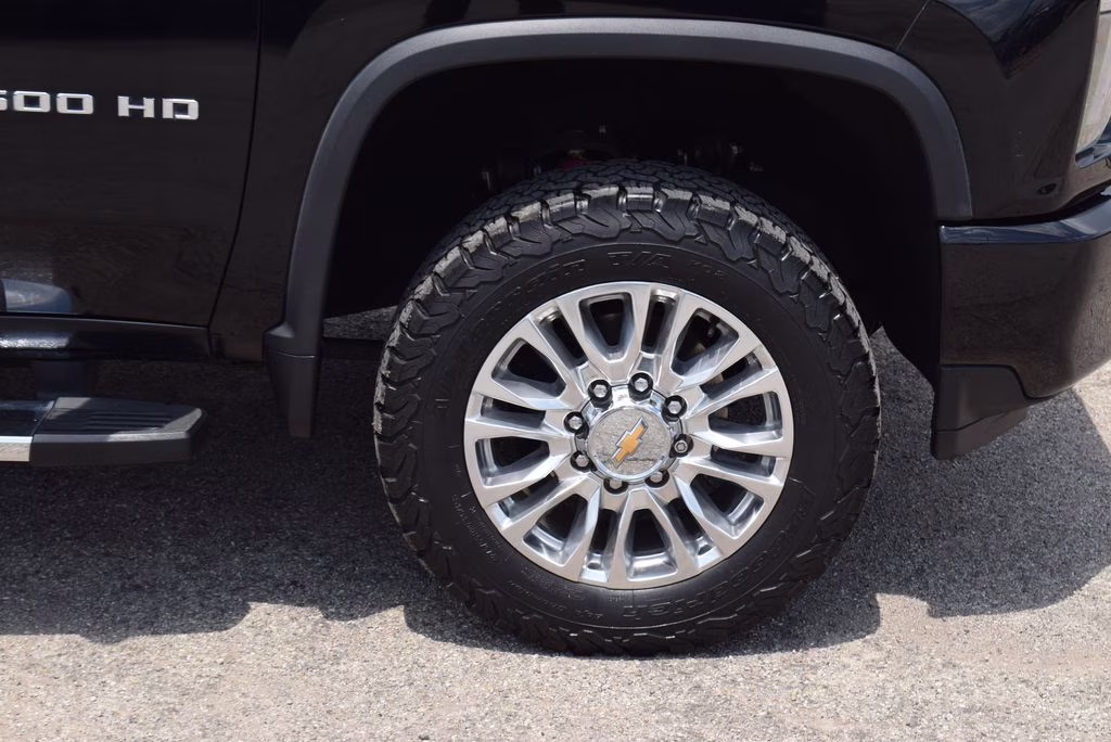 2020 Black Chevrolet Silverado 2500HD High Country 4X4 Truck