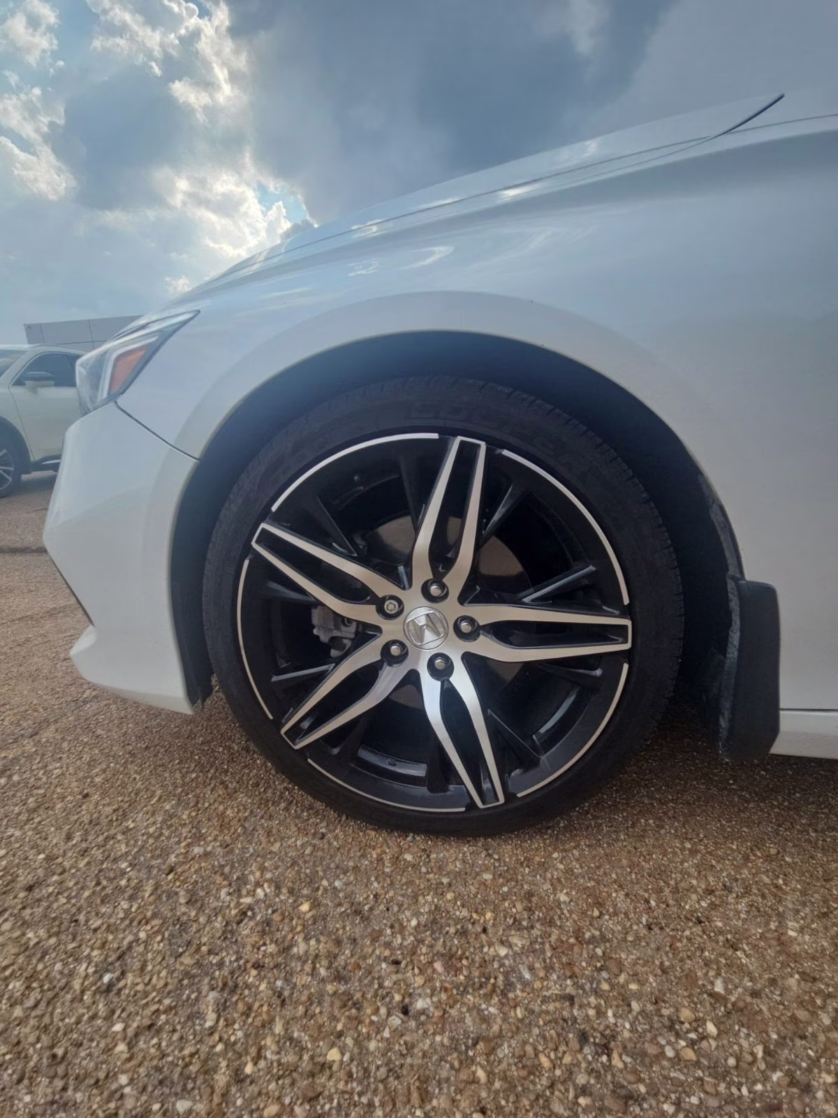 2022 White Honda Accord Touring 2.0T FWD Sedan