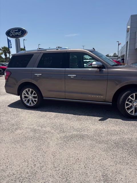 2019 Stone Gray Metallic Ford Expedition Platinum RWD SUV