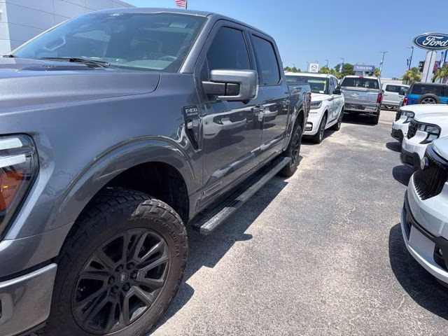 2025 Gray Metallic Ford F-150 Platinum 4X4 Truck