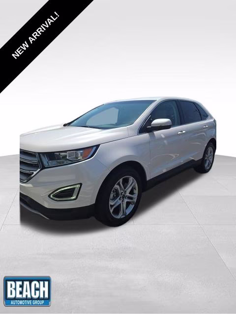 2017 White Platinum Ford Edge Titanium FWD SUV