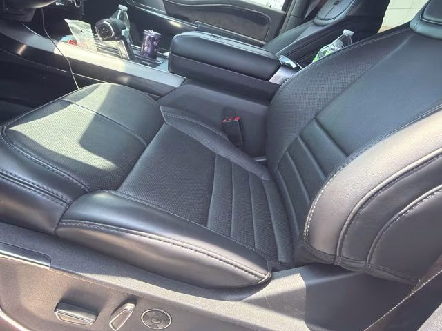 2025 Gray Metallic Ford F-150 Platinum 4X4 Truck