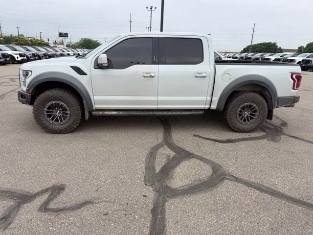 2017 Avalanche Ford F-150 Raptor 4X4 Truck